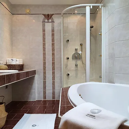 Alpenflair Mit Bergblick - Inkl Parkplatz #8 Lägenhet